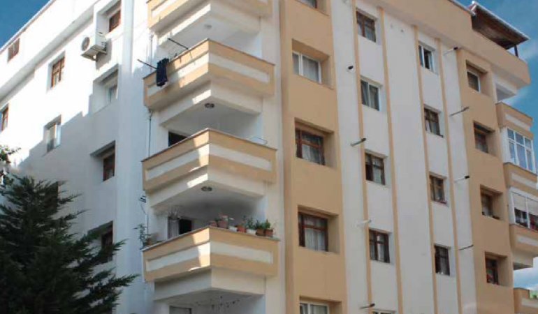 Çelik Apartmanı